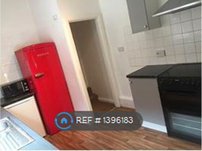 7 Bedroom Terraced House To Rent In Brunswick Street, Sheffield, S10
