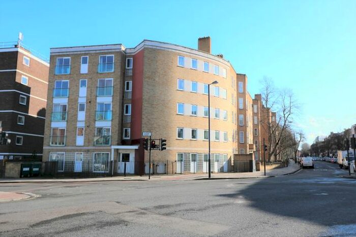 3 Bedroom Flat To Rent In Liverpool Road, Holloway, Islington, North London, N7