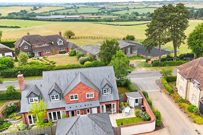 3 Bedroom Villa For Sale In Chearsley, Buckinghamshire, HP18