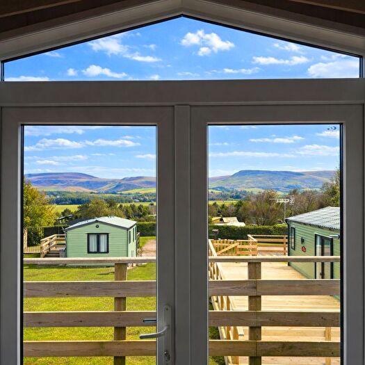 3 Bedroom Park Home For Sale In Ormside, Appleby-In-Westmorland, CA16