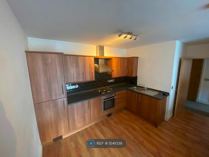 2 Bedroom Flat To Rent In Georgia Avenue, Manchester, M20