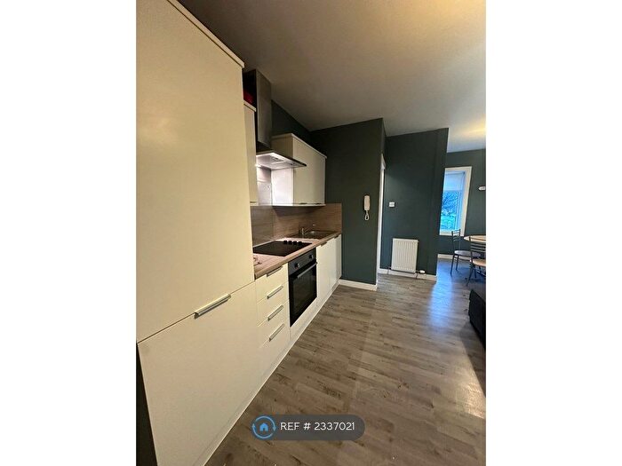 1 Bedroom Flat To Rent In Westercraigs, Glasgow, G31