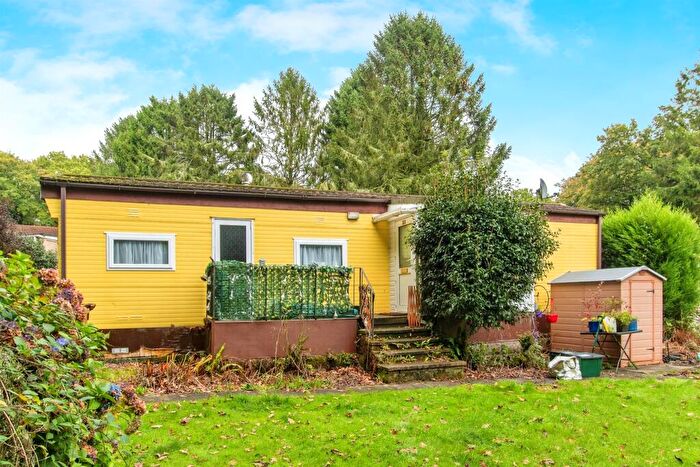 1 Bedroom Park Home For Sale In Sumner Road, Bittaford, Ivybridge, PL21