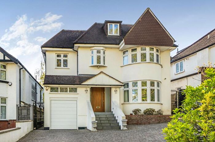 7 Bedroom Detached House For Sale In Oakleigh Avenue, Whetstone, N20