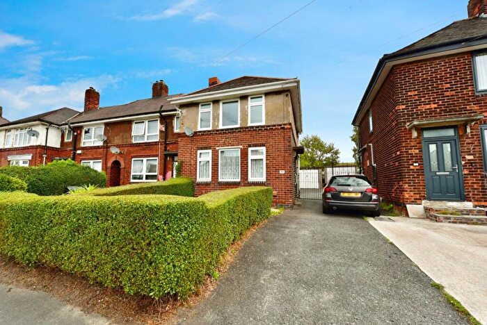 3 Bedroom End Of Terrace House For Sale In Barrie Crescent, Sheffield, S5