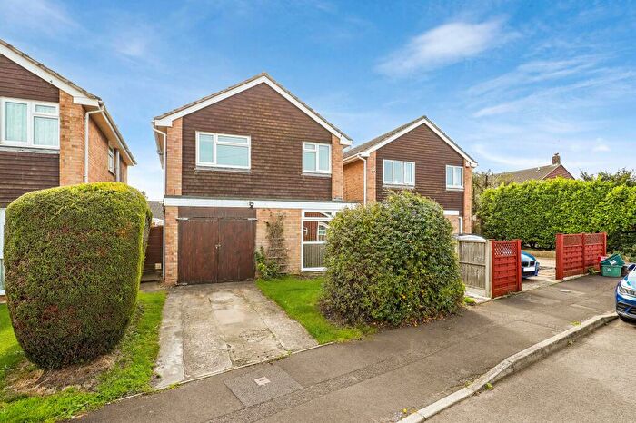 4 Bedroom Detached House For Sale In Chancel Close, Nailsea, BS48