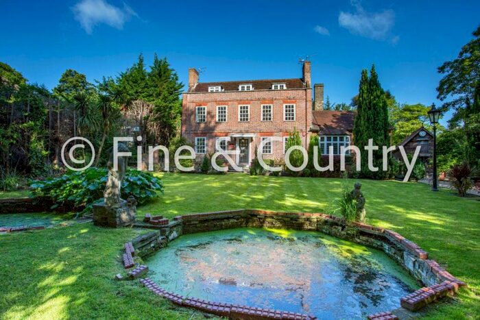 8 Bedroom House To Rent In London Road/wallington, SM6