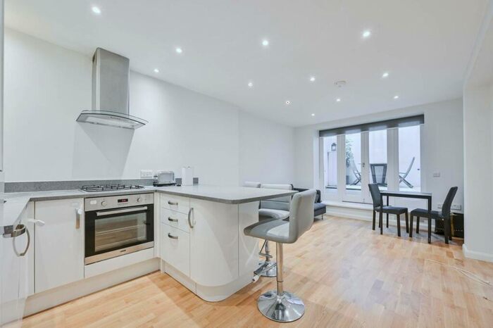 2 Bedroom Flat To Rent In Abercorn Place, St John's Wood, London, NW8