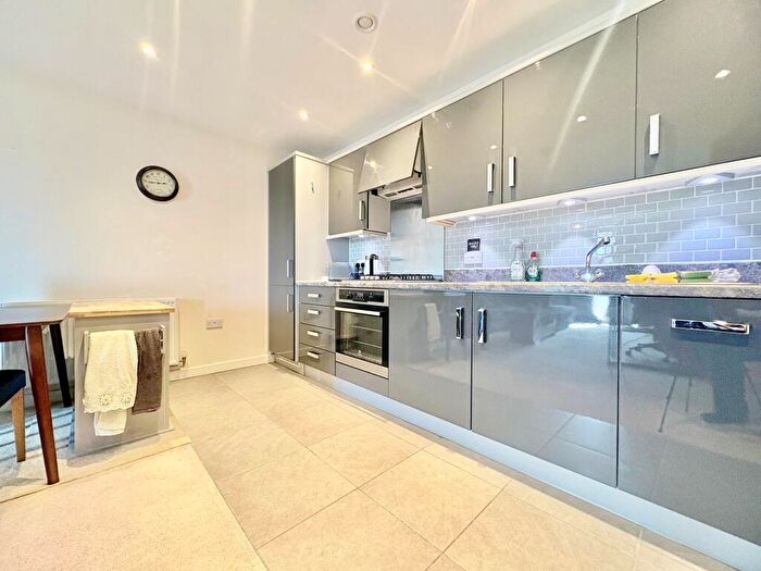 2 Bedroom Apartment To Rent In Drury Lane, Stevenage, SG1