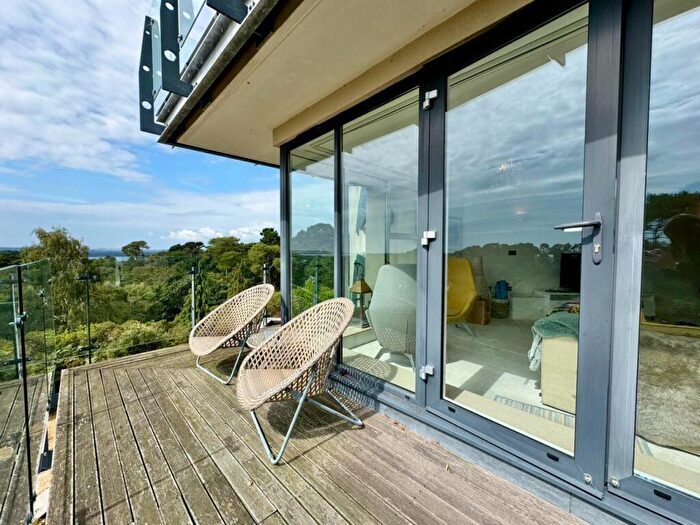 2 Bedroom Apartment To Rent In Alipore Close, Poole, BH14
