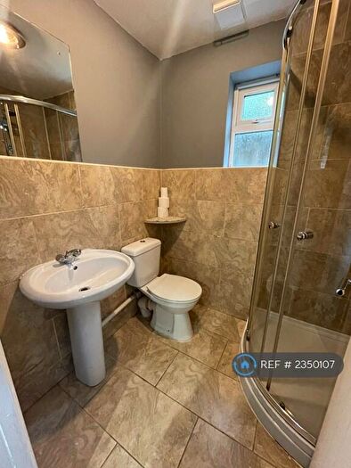 4 Bedroom Semi-Detached House To Rent In Mill Street, Crewe, CW2
