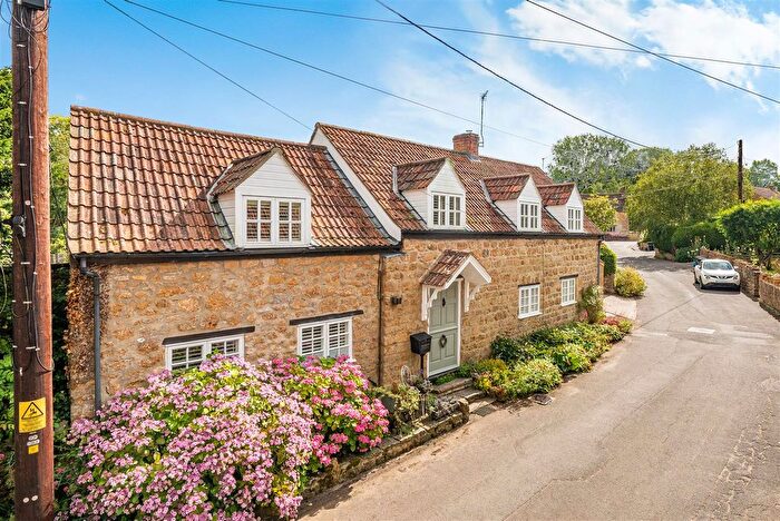 4 Bedroom Detached House For Sale In Water Street, Barrington, Ilminster, TA19