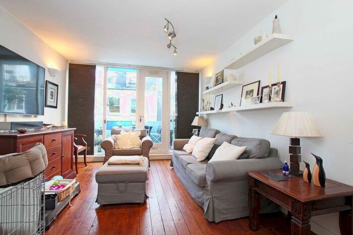 2 Bedroom Terraced House To Rent In Ruston Mews, London, W11