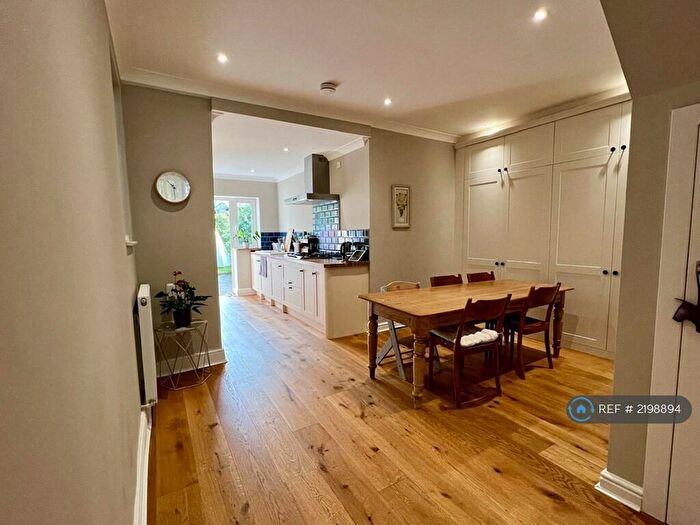 2 Bedroom Maisonette To Rent In Whitworth Road, London, SE25