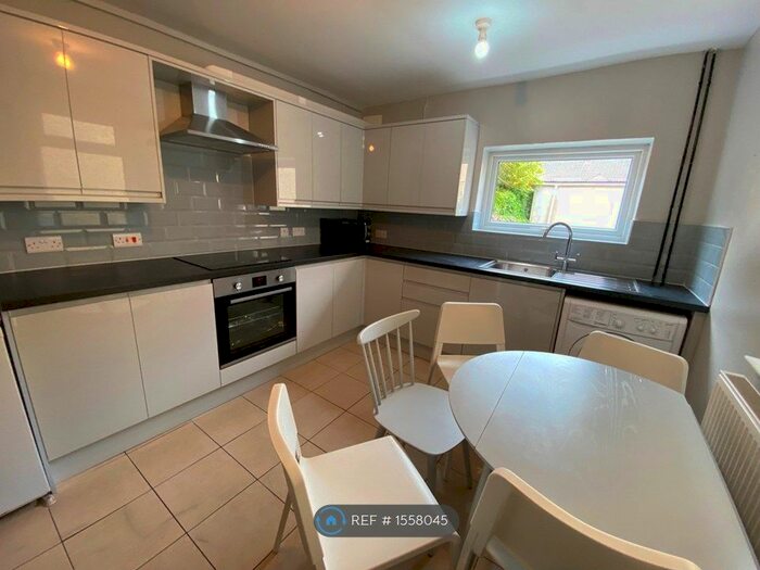 5 Bedroom Terraced House To Rent In King Edwards Road, Swansea, SA1