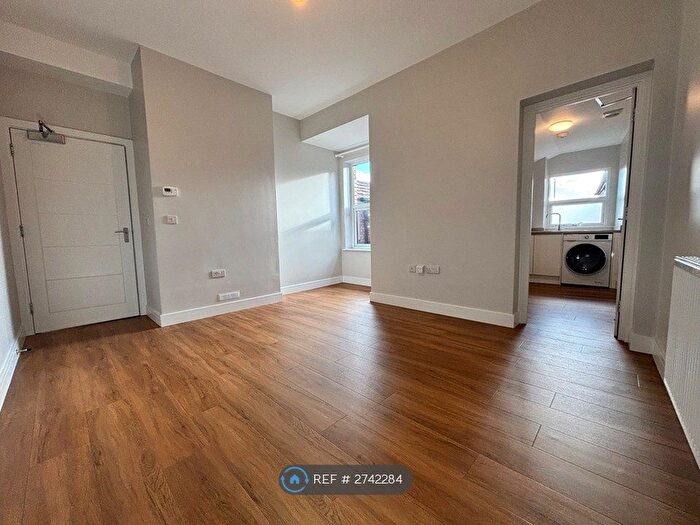 1 Bedroom Flat To Rent In East Reach, Taunton, TA1