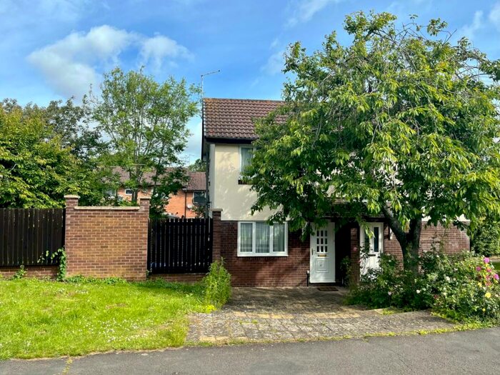 1 Bedroom Terraced House To Rent In Christchurch Drive, Daventry, NN11
