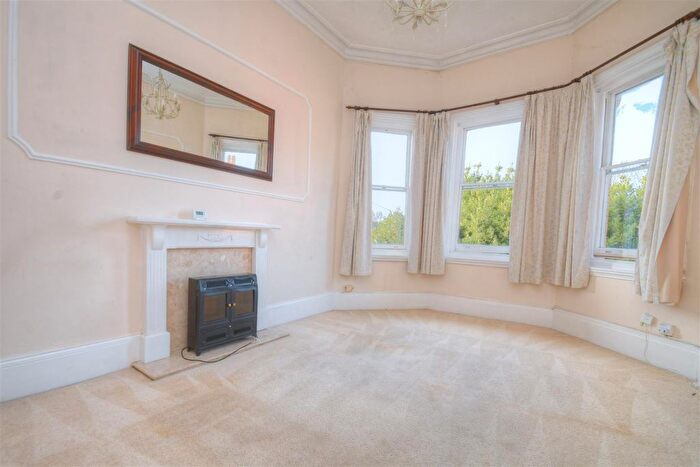 2 Bedroom Flat To Rent In Fonnereau Road, Ipswich, IP1