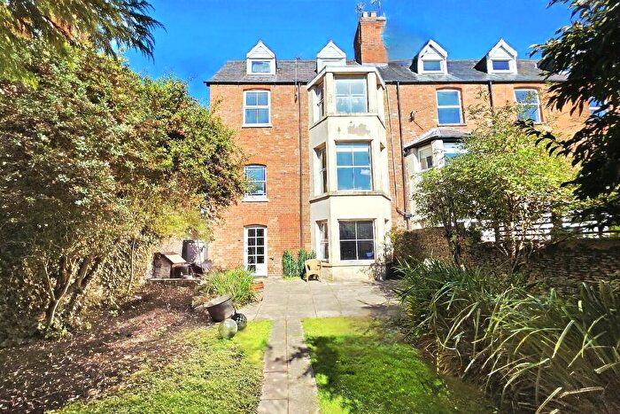 4 Bedroom Town House For Sale In Banbury Road, Brackley, NN13