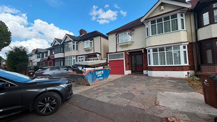 4 Bedroom Terraced House To Rent In Upney Lane, Barking, IG11
