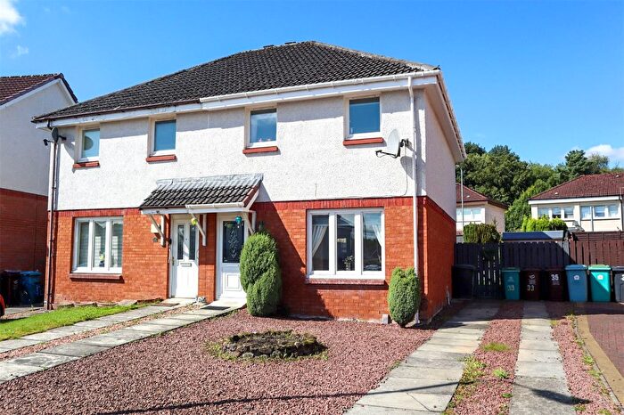 3 Bedroom Semi Detached House For Sale In St. Andrew's Way, Wishaw, North Lanarkshire, ML2