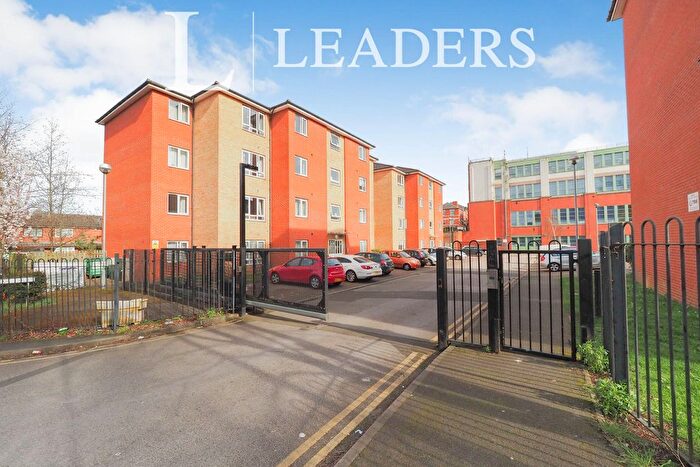 2 Bedroom Flat To Rent In Brook Court, Player Street, NG7