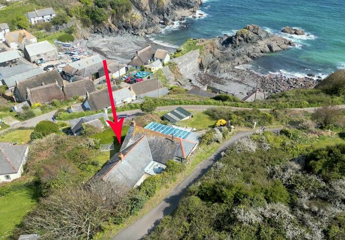 3 Bedroom Detached Bungalow For Sale In Cadgwith, Ruan Minor, Helston, TR12