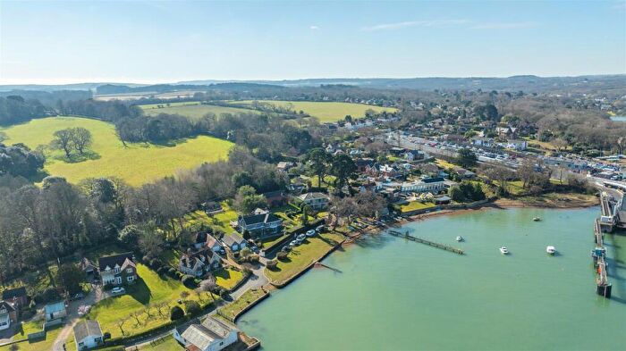 3 Bedroom Detached House For Sale In Exceptional Water Vista - Fishbourne Lane, Ryde, PO33