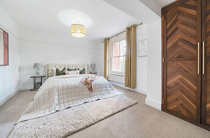 5 Bedroom Detached House For Sale In Lake Road, Curdridge, Southampton, Hampshire, SO32