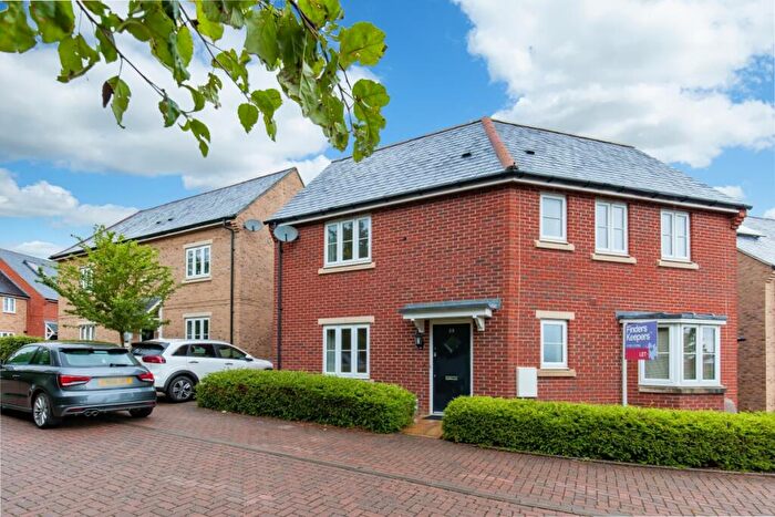 3 Bedroom Detached House To Rent In Aldous Drive, Bloxham, OX15