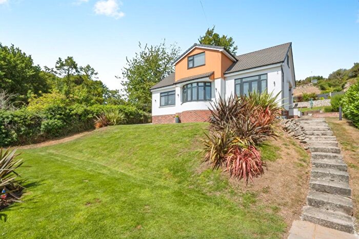 5 Bedroom Detached Bungalow For Sale In Dunstan Road, Maltby, Rotherham, S66
