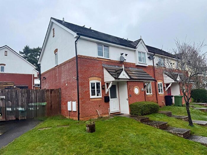 2 Bedroom End Of Terrace House For Sale In Ash Crescent, Bromyard, HR7