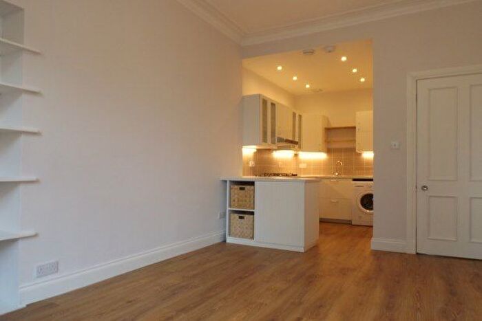 1 Bedroom Flat To Rent In Shakespeare Street, Glasgow, G20