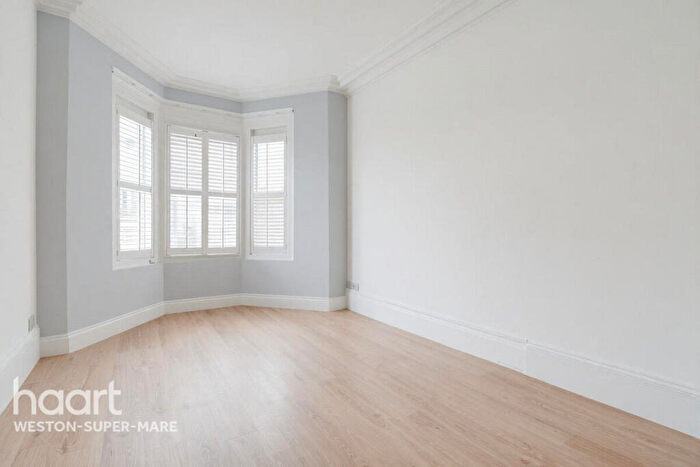 2 Bedroom Flat To Rent In All Saints Road, Weston-Super-Mare, BS23