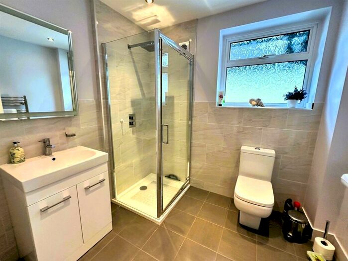 3 Bedroom Detached House For Sale In Woodland Way, Petts Wood East, Kent, BR5