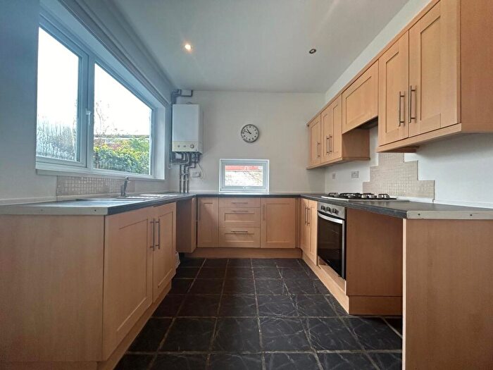 3 Bedroom Terraced House To Rent In Rose Brae, L18