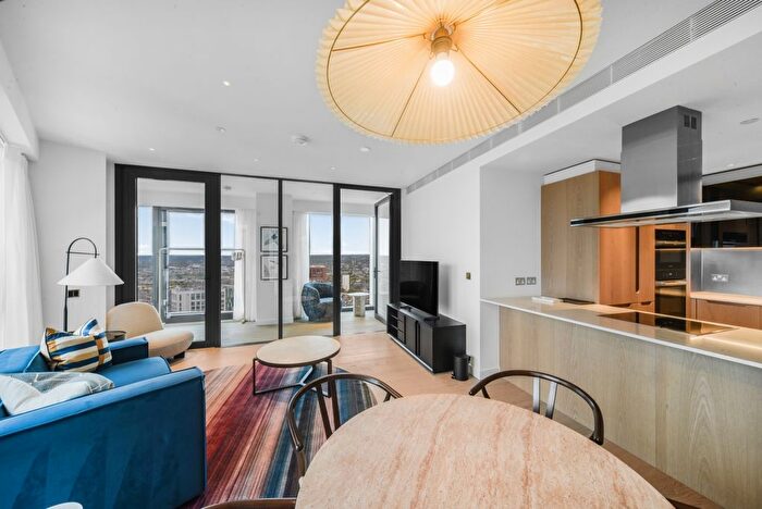 2 Bedroom Flat To Rent In River Park Tower, London, SW8