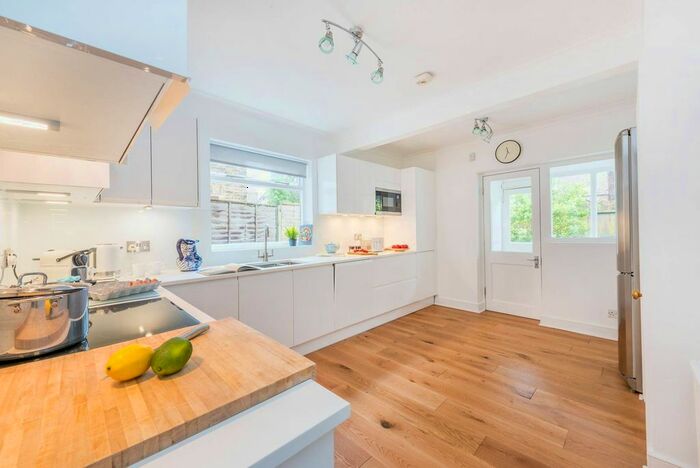 3 Bedroom Semi-Detached House To Rent In Belleville Road, Between The Commons, London, SW11