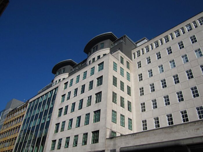 1 Bedroom Flat To Rent In Park Row, Leeds, West Yorkshire, LS1