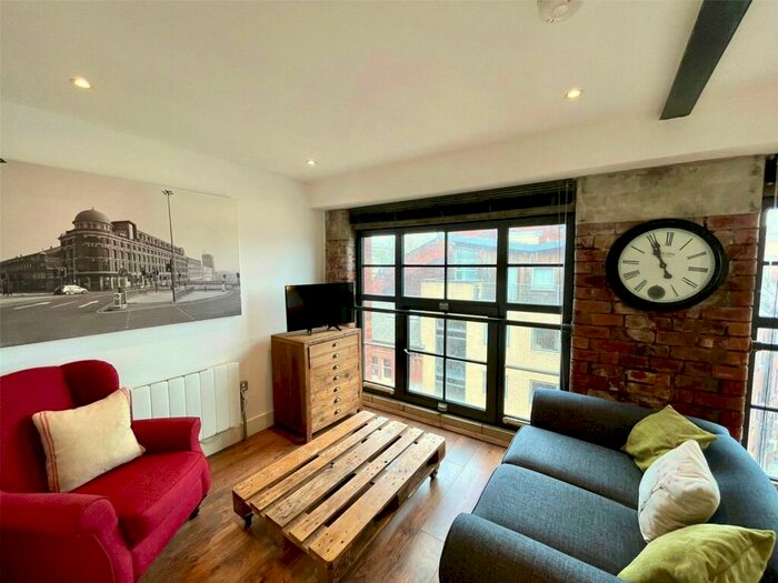 Flat To Rent In New York Road, Leeds, West Yorkshire, Uk, LS2