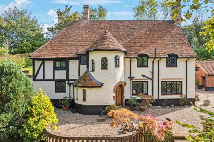 5 Bedroom Detached House For Sale In Box Lane, Hemel Hempstead, HP3