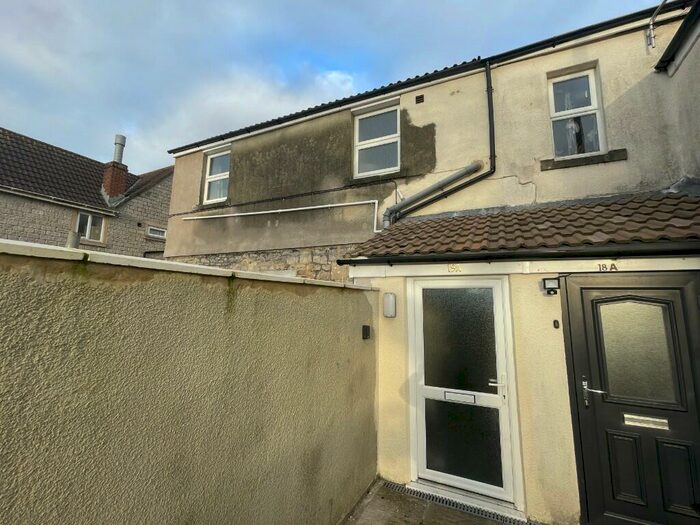 2 Bedroom Apartment To Rent In Bath Road, BA2