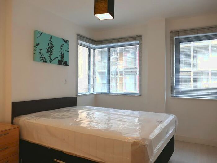 1 Bedroom Apartment To Rent In Manor Mills, Ingram Street, LS11