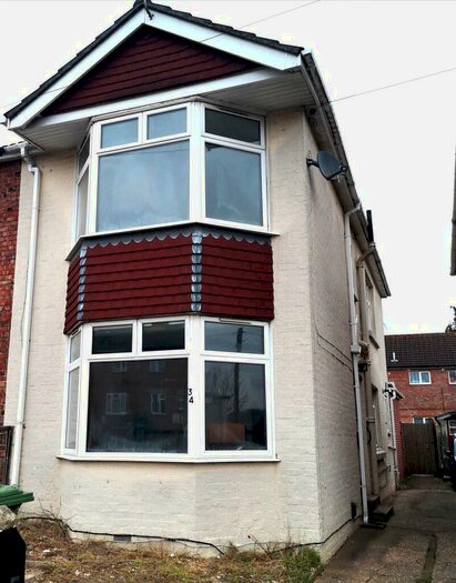 5 Bedroom House To Rent In Mayfield Road, Southampton, SO17
