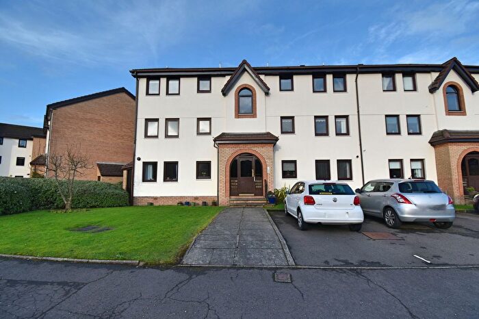 2 Bedroom Flat For Sale In Battery Park Drive, Greenock, PA16