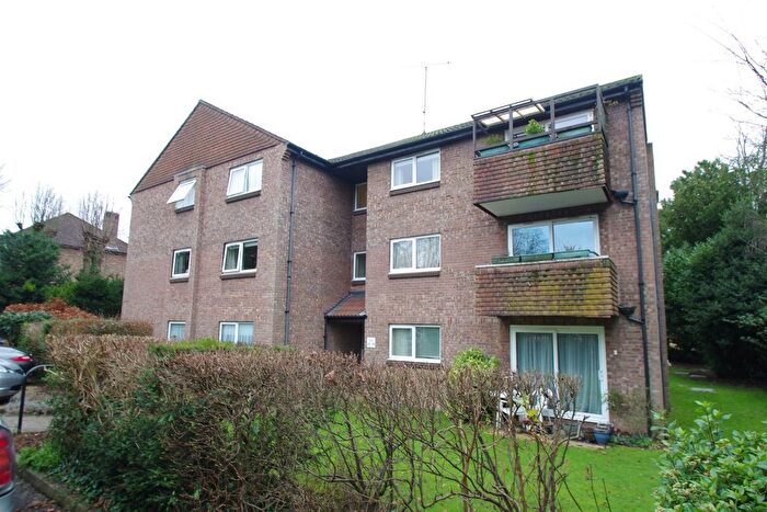 1 Bedroom Flat To Rent In Roseberry Court, Grandfield Avenue, Watford, WD17