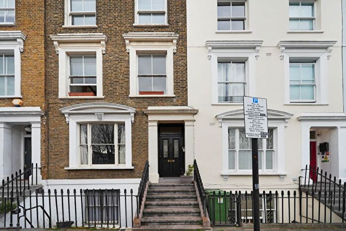 2 Bedroom Flat To Rent In Mildmay Grove North, London, N1