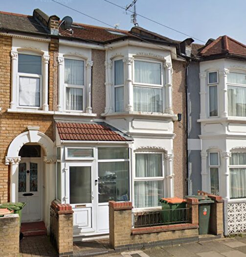 7 Bedroom Terraced House To Rent In Wyatt Road, London, E7