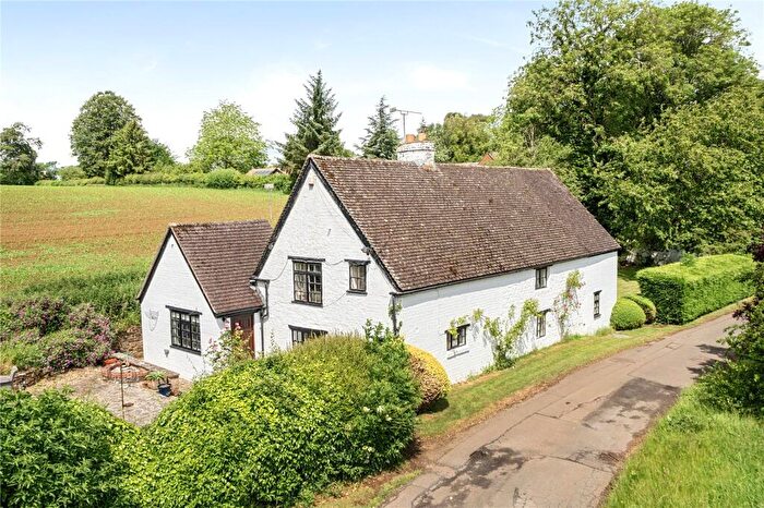 4 Bedroom Detached House For Sale In Little Back Lane, Hellidon, Daventry, Northamptonshire, NN11