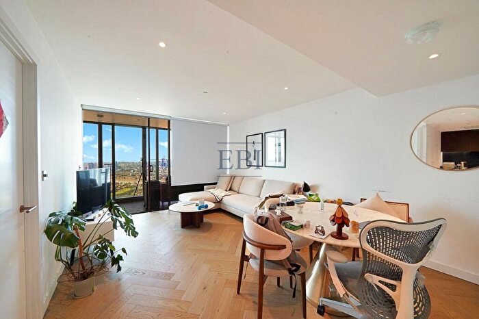 1 Bedroom Apartment To Rent In Landmark Pinnacle, Marsh Wall, London, E14